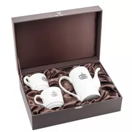 Фарфоровый чайный набор "Корона" на 2 персоны